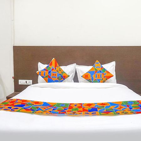 Fabhotel Om Sai - Nr Nashik Railway Station Exteriér fotografie