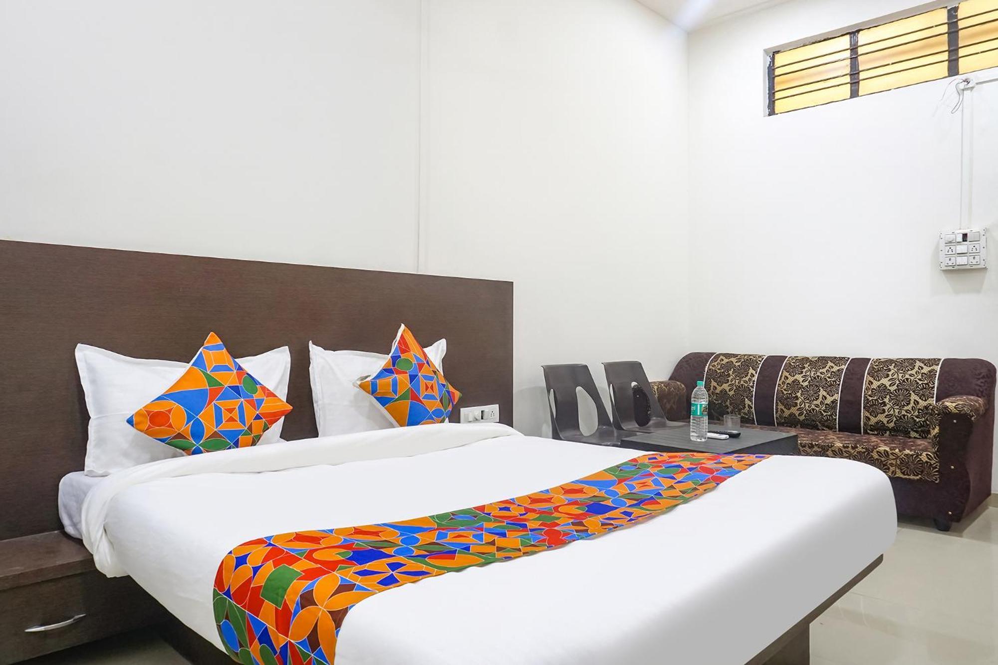 Fabhotel Om Sai - Nr Nashik Railway Station Exteriér fotografie