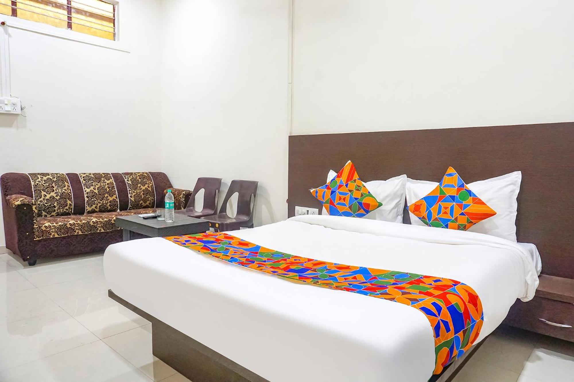 Fabhotel Om Sai - Nr Nashik Railway Station Exteriér fotografie