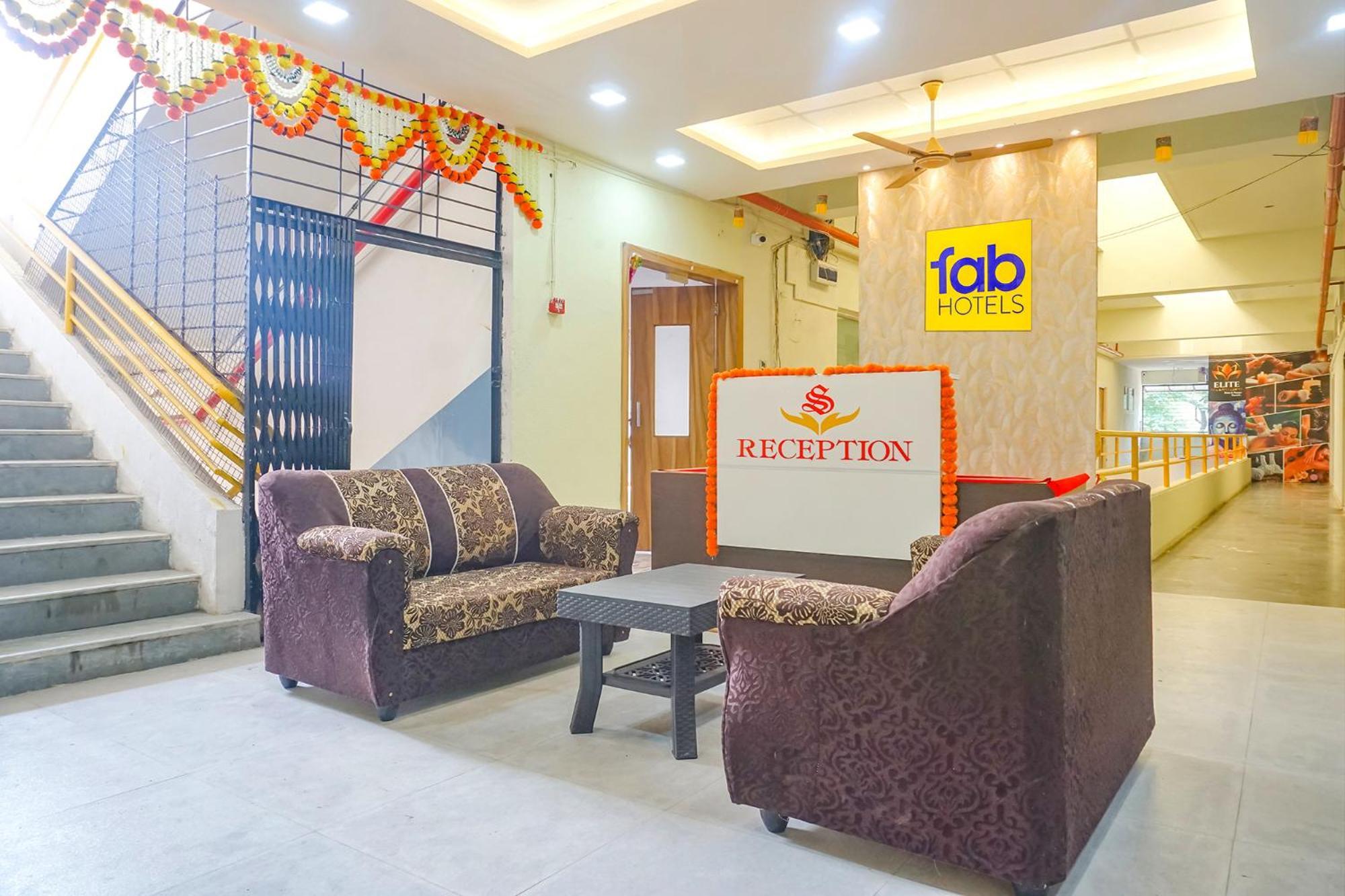 Fabhotel Om Sai - Nr Nashik Railway Station Exteriér fotografie